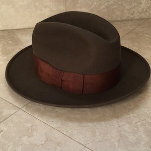 VINTAGE 1920s FEDORA